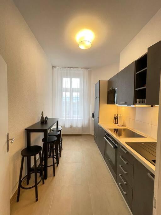 Lucky Stays Ls10 - Vollausstattung - Zentrum - Aufzug - Grosse Kueche - 2 Zimmer - Smart-Tv Magdeburg Exterior foto
